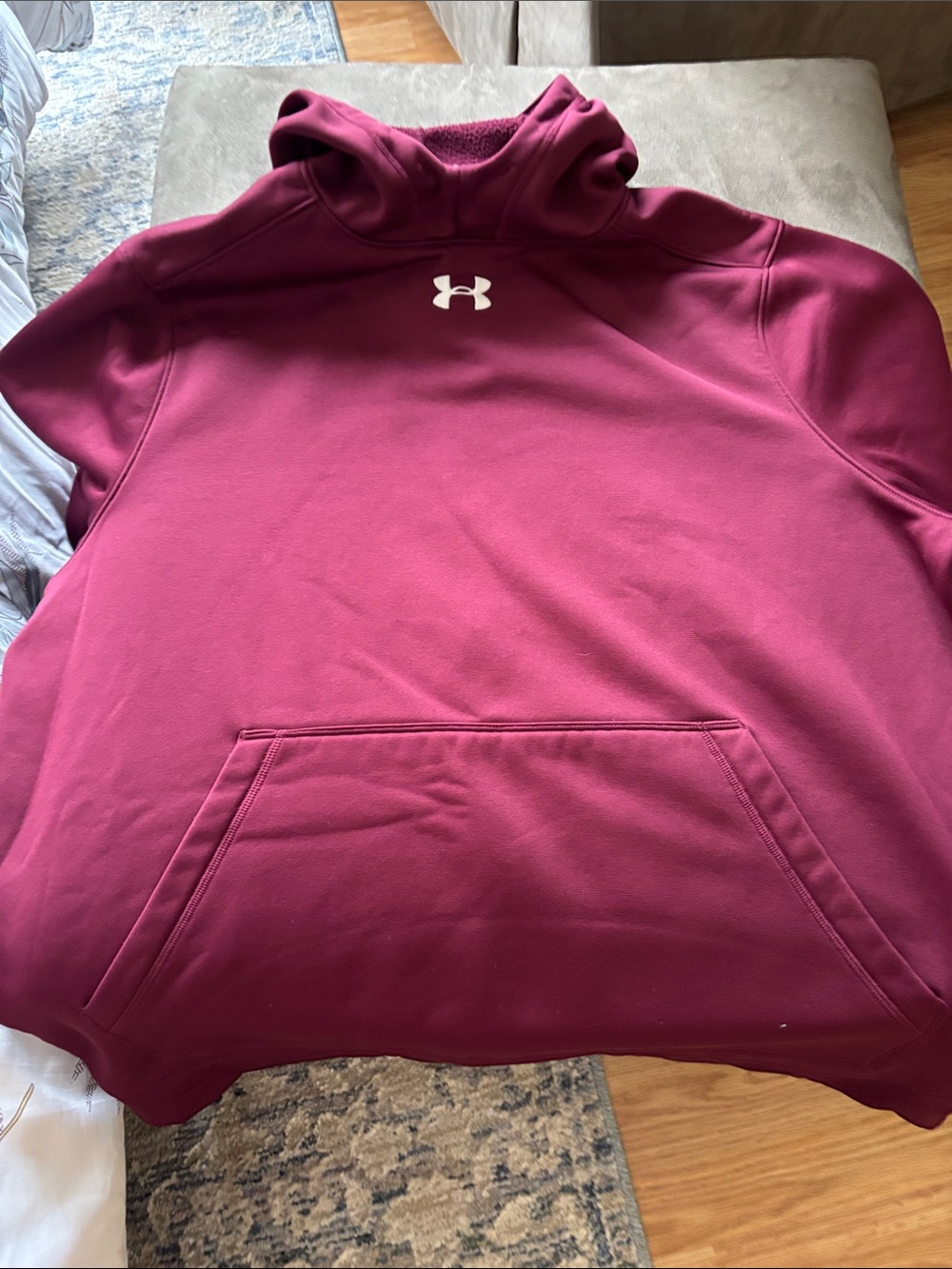 Under Armour Burgundy Hooded Pullover Sweatshirt